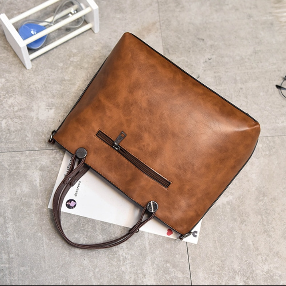 NEW MOONLIGHT Crossbody - Picture 8 of 8